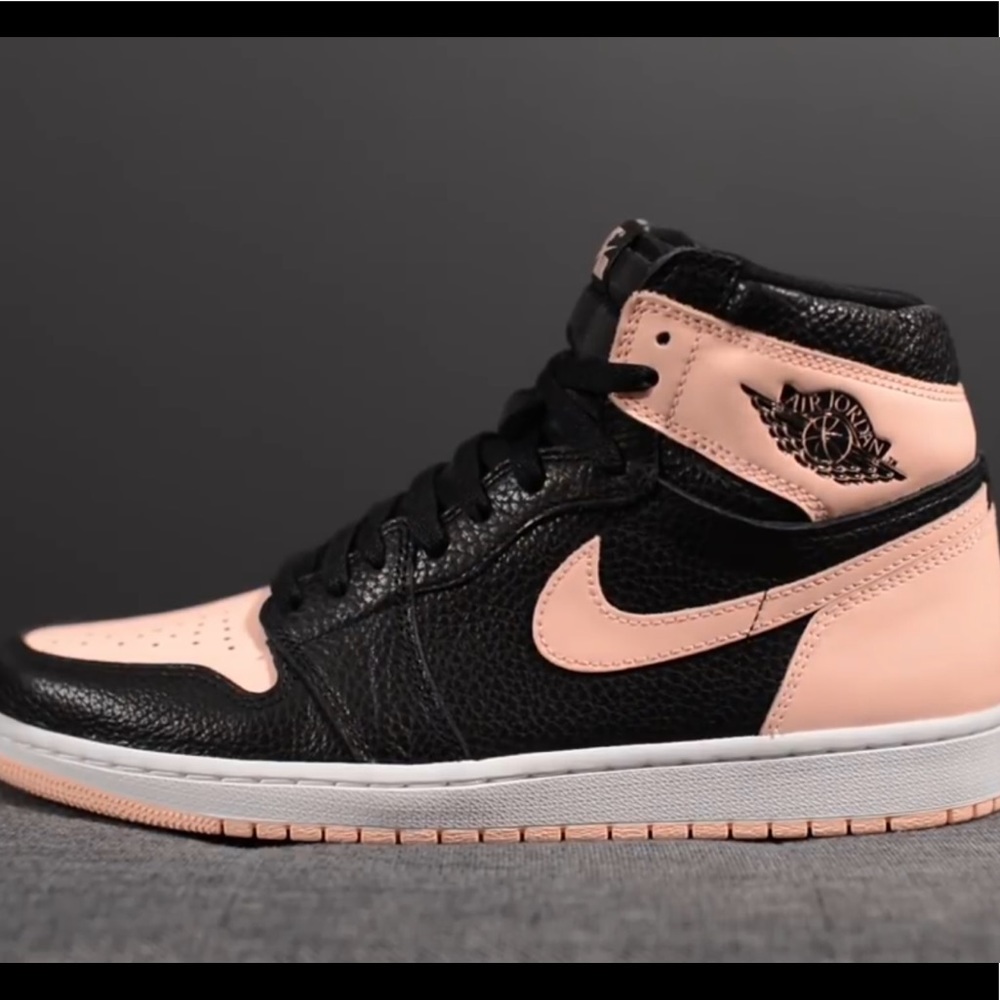 Crimson tint